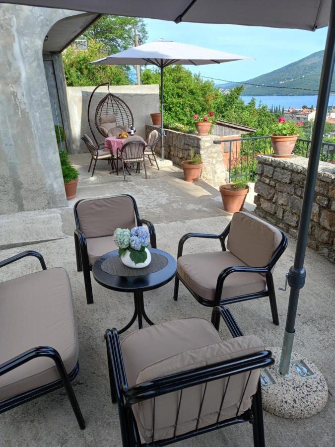 House Hill Star Kumbor Villa Exterior foto